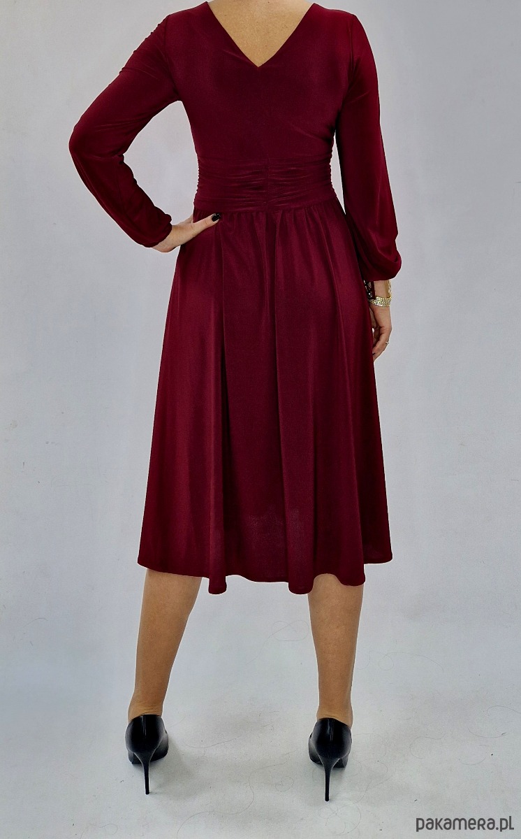 sukienki midi damskie Bordowa  elegancka sukienka  midi draperia r 36-56 5