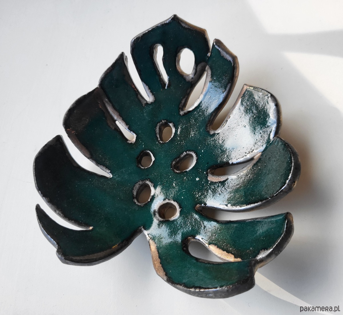 mydelniczki Ceramiczna mydelniczka - liść monstrea 3