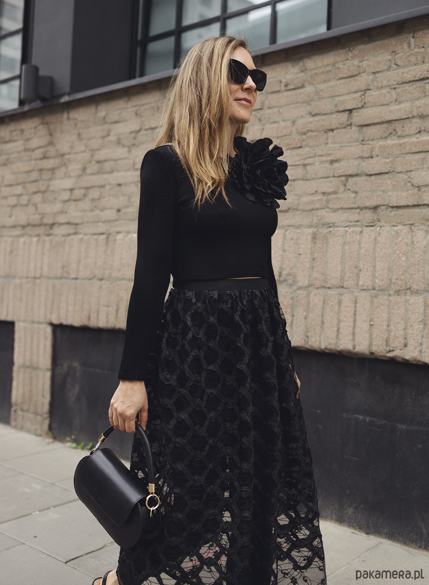 broszki Kwiat black 2