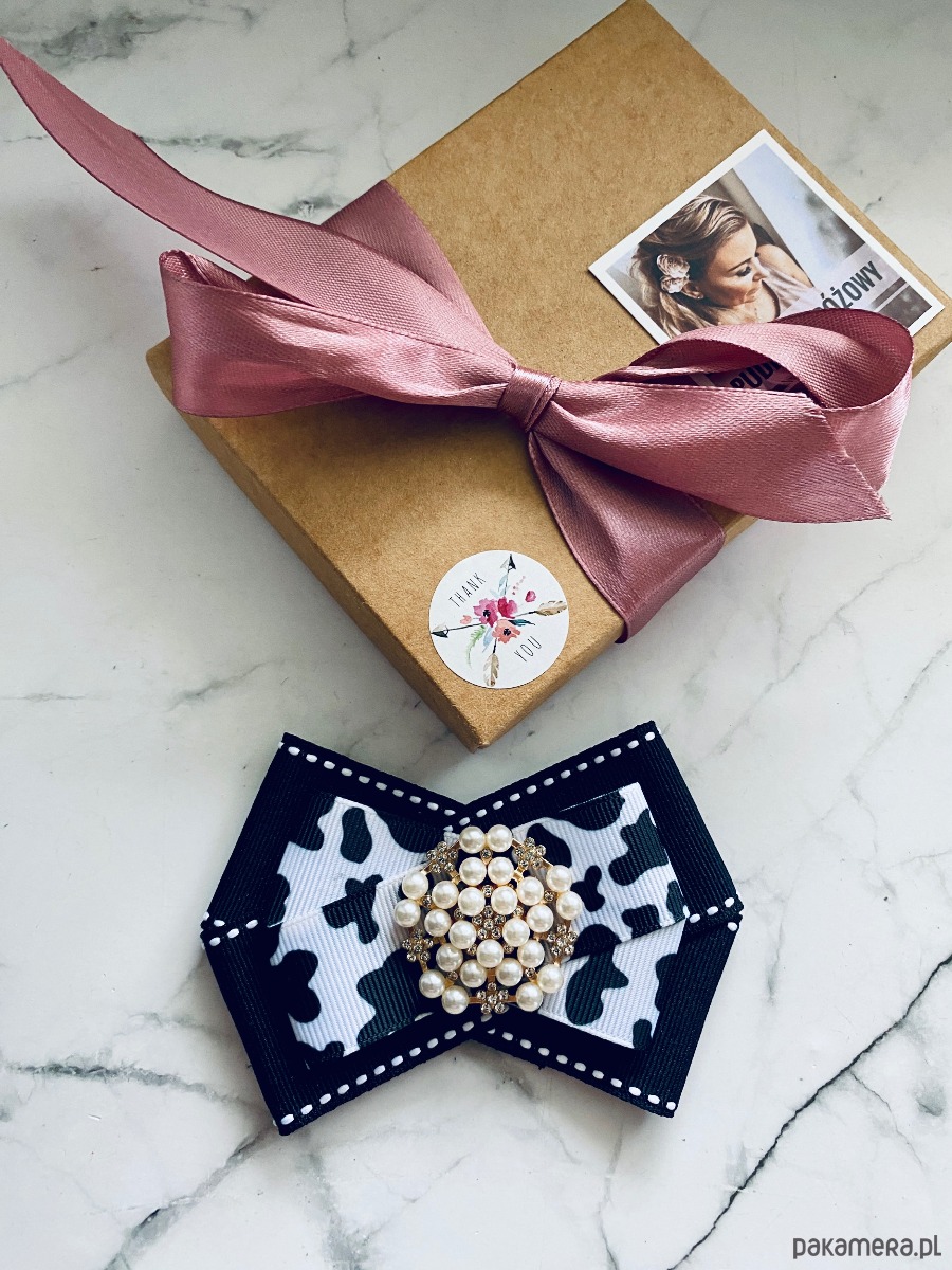 broszki Black & White Brosza   z perłami  NEW 5