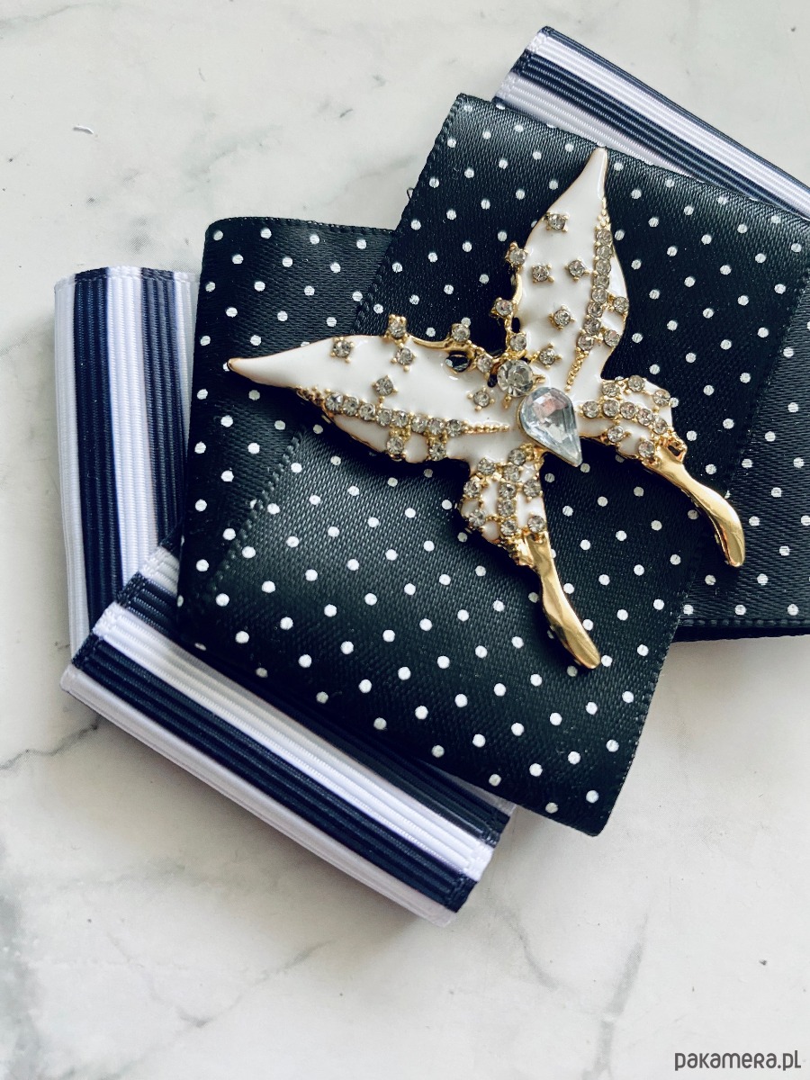 broszki Brosza Black & White z cudownym Motylem  NEW 1