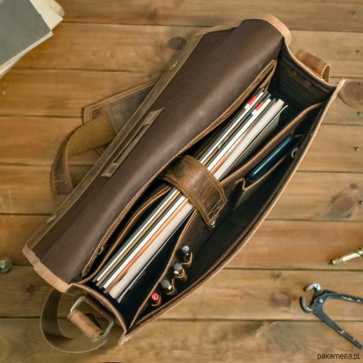 torby i nerki męskie Belveder Brązowa Torba Listonoszka Męska z Klapą Skóra Buffalo Vintage LB37 8