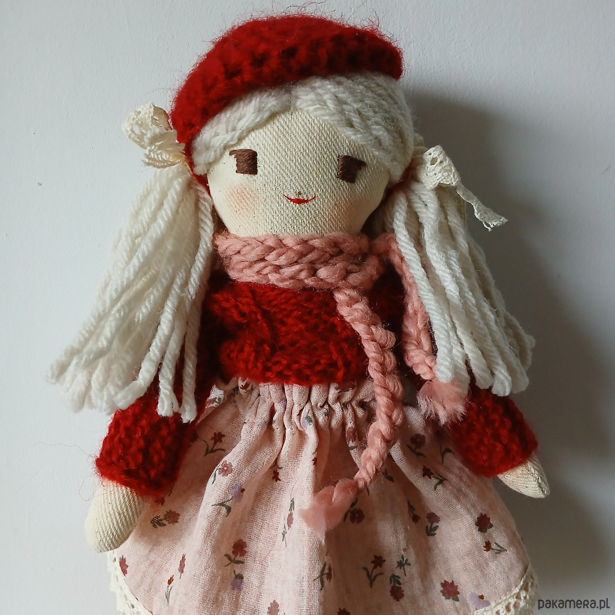 lalki Lalka Pola w czerwonym sweterku babci Adelki 2