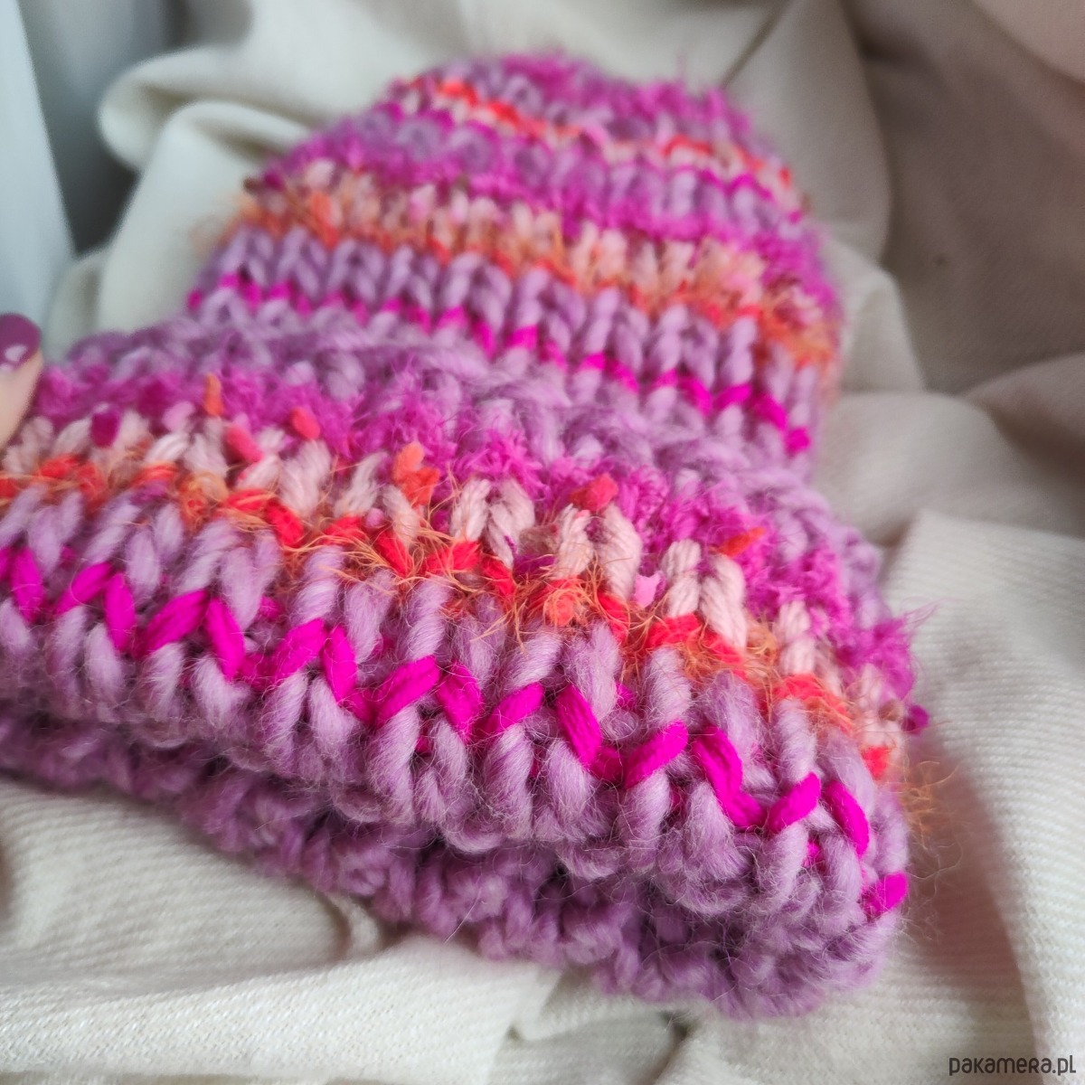 czapki damskie Wełniana kolorowa czapka na drutach WOOLLY orange and pink 8