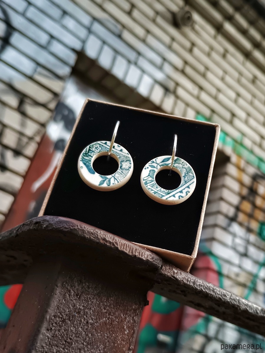 kolczyki ceramiczne Kolczyki ceramiczne w zielone kwiaty koła dwustronne 2