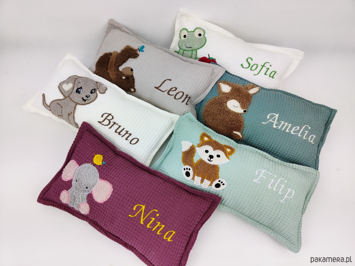 poduszki do pokoju dziecka Personalizowany prezent dla dziecka - imienna poduszka z misiem panda 3