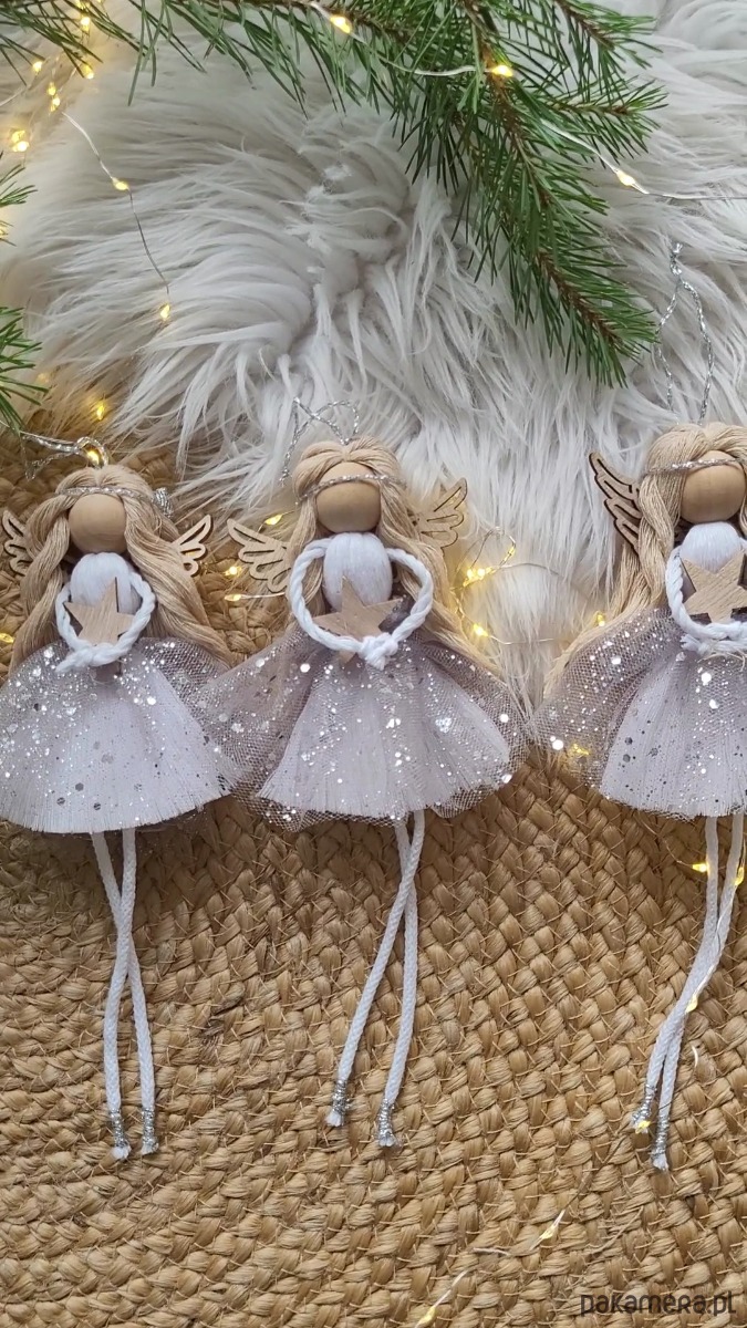 ozdoby choinkowe Świąteczny box aniołki na choinkę boho białe, srebrne 5 sztuk 4