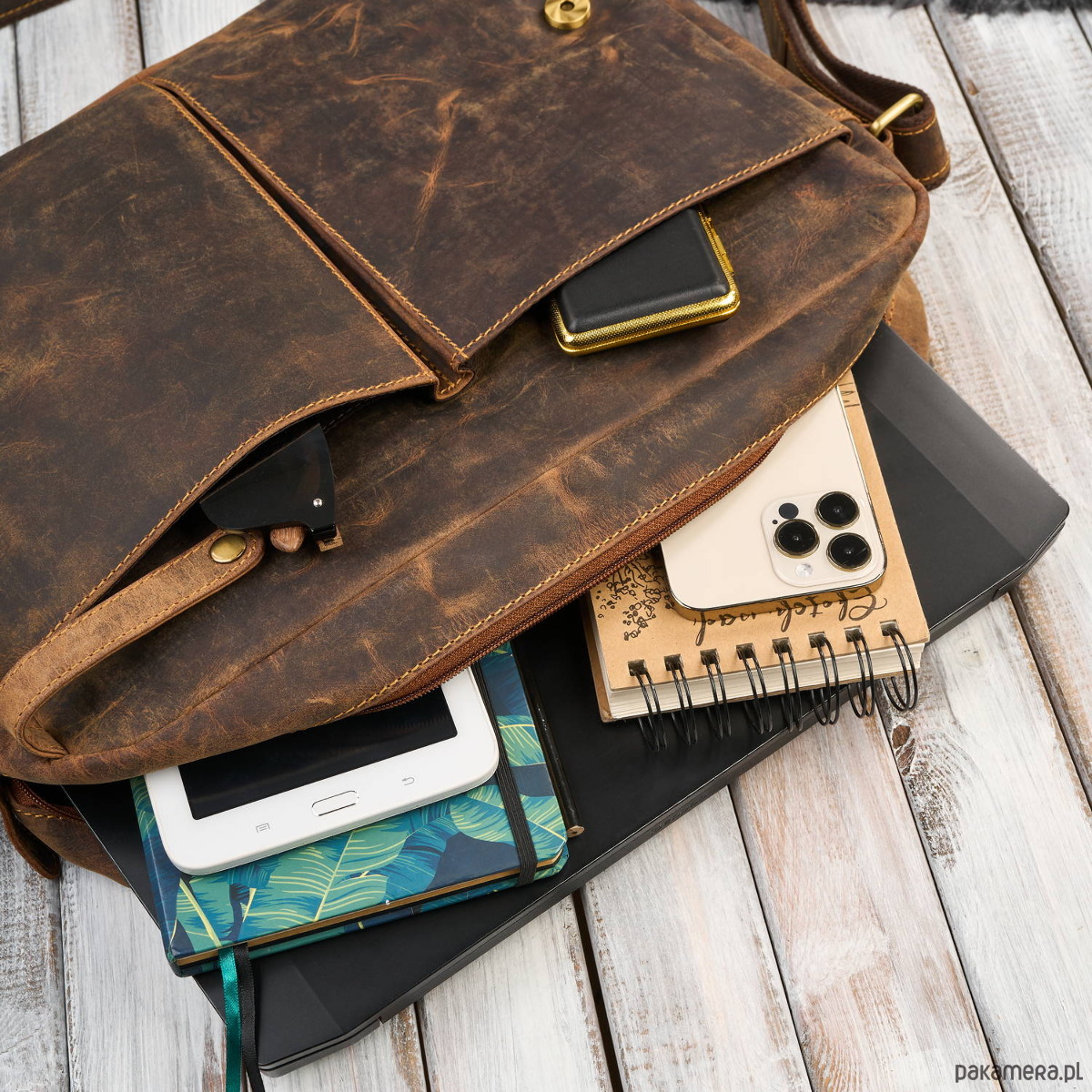 torby i nerki męskie Męska brązowa skórzana torba na ramie na laptopa vintage T-148-HBR 8