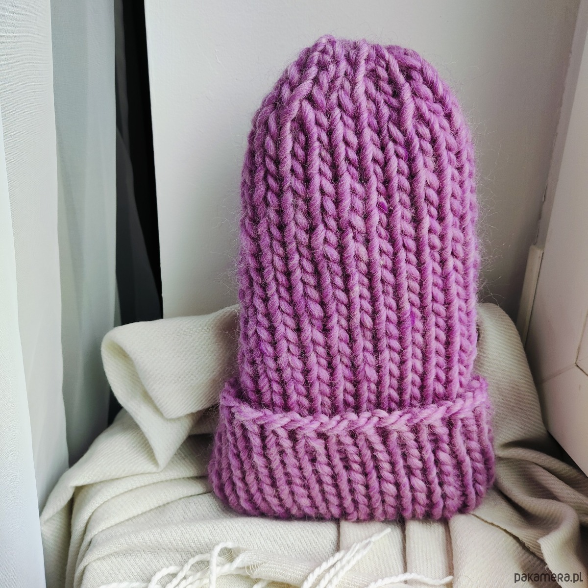 czapki damskie Wełniana czapka na drutach WOOLLY 7