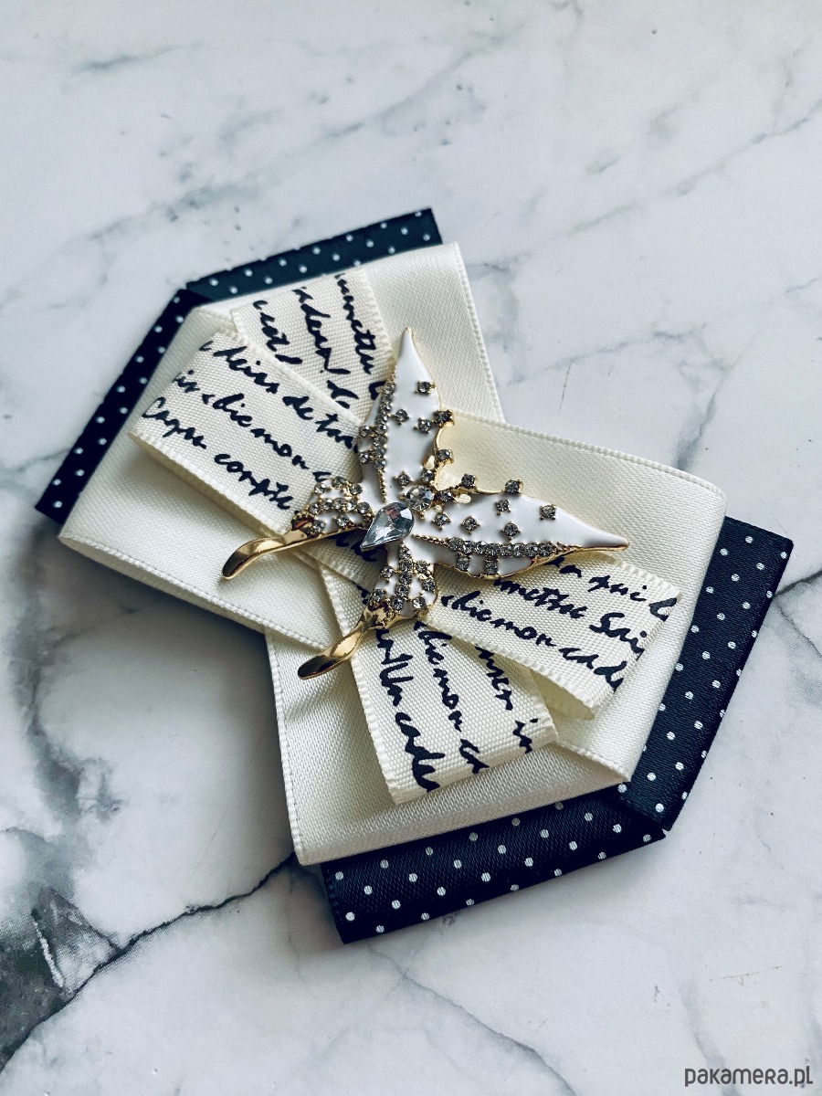 broszki Brosza Black & White z cudownym Motylem  NEW 8