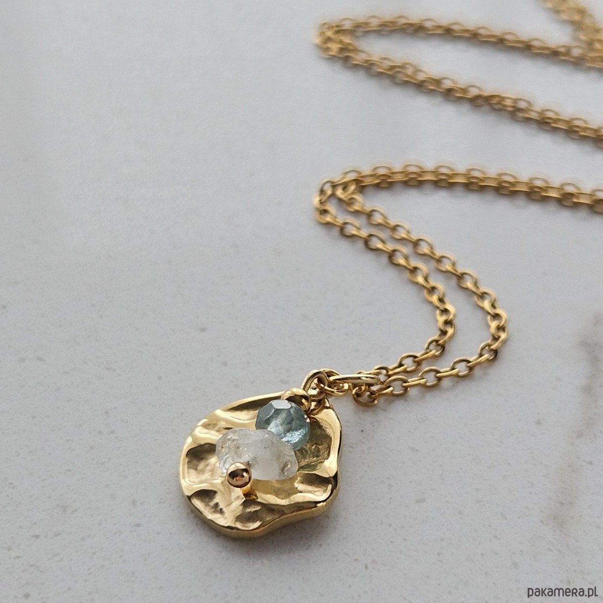 wisiory Naszyjnik z akwamarynem i kamieniem księżycowym 3