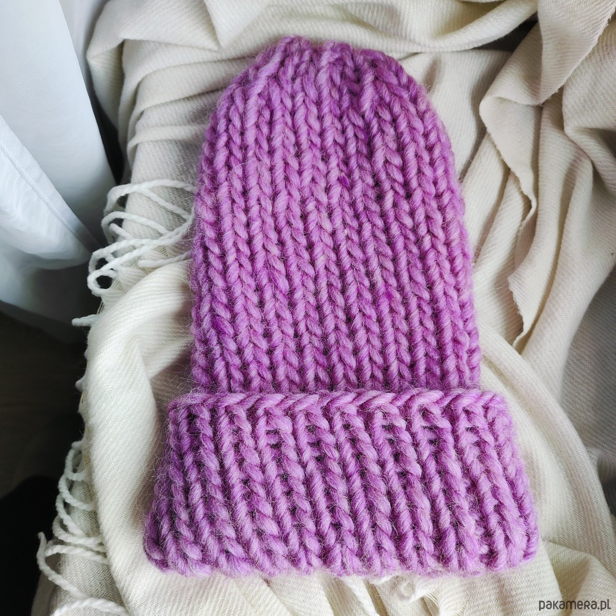 czapki damskie Wełniana czapka na drutach WOOLLY 6