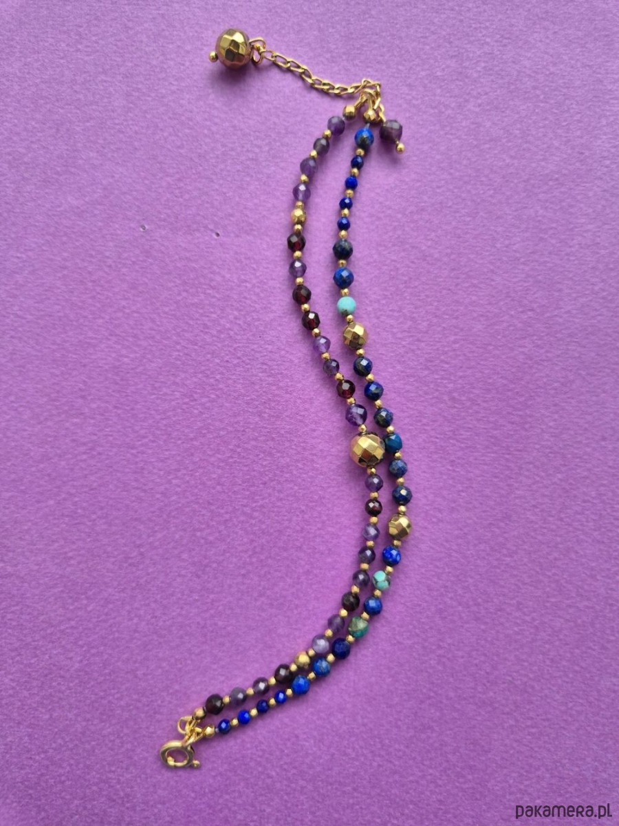 bransoletki z kamieni naturalnych Fioletowo-niebieska bransoletka z ametystów i lapis lazuli z zawieszką 2