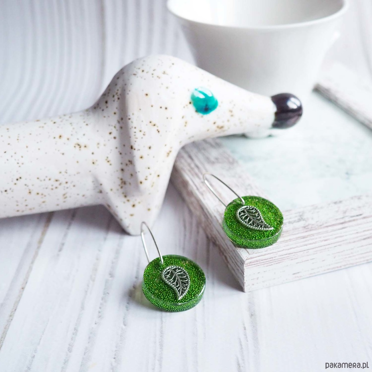 kolczyki z żywicy UNIKATOWE KOLCZYKI ZE SREBRA I ŻYWICY  oryginalne i nietuzinkowy prezent 2