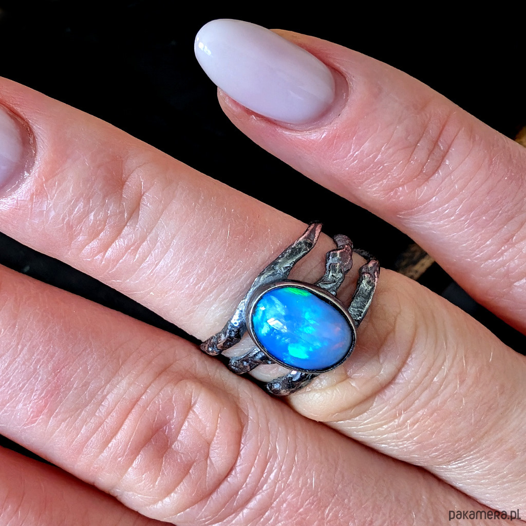 pierścionki srebrne Opal w potrójnej obrączce 4
