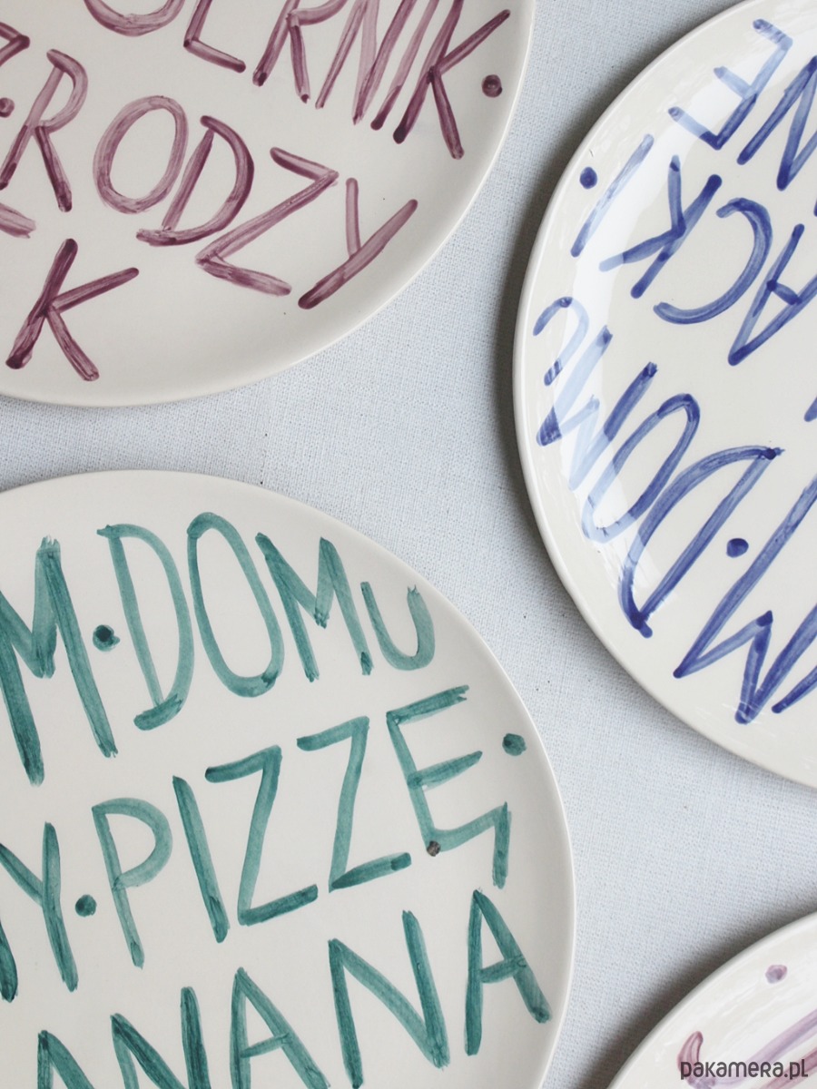 patery i talerze Talerz z napisem pizza z ananasem 1