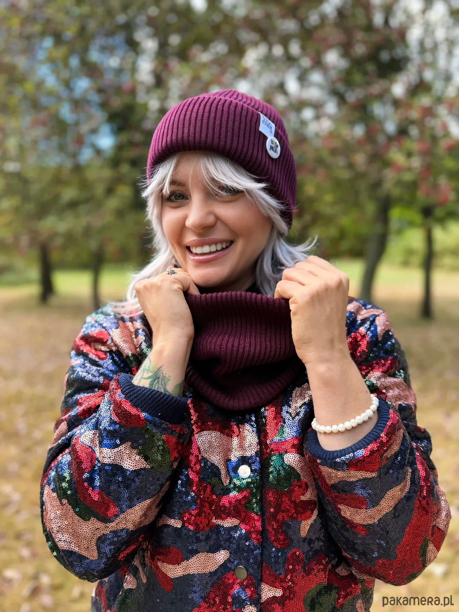 czapki damskie Czapka beanie z bawełny logo kolorowe Bordo 3