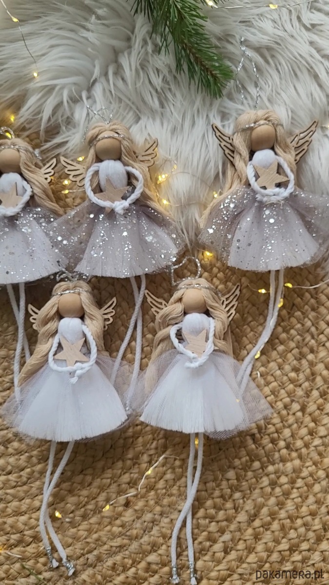 ozdoby choinkowe Świąteczny box aniołki na choinkę boho białe, srebrne 5 sztuk 5