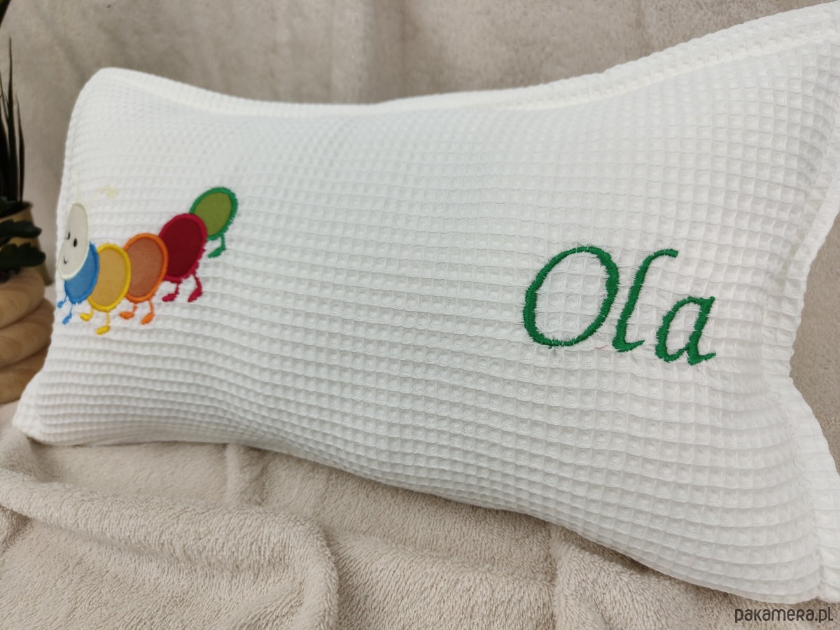 poduszki do pokoju dziecka Personalizowany prezent dla dziecka - imienna poduszka z gąsienicą 3