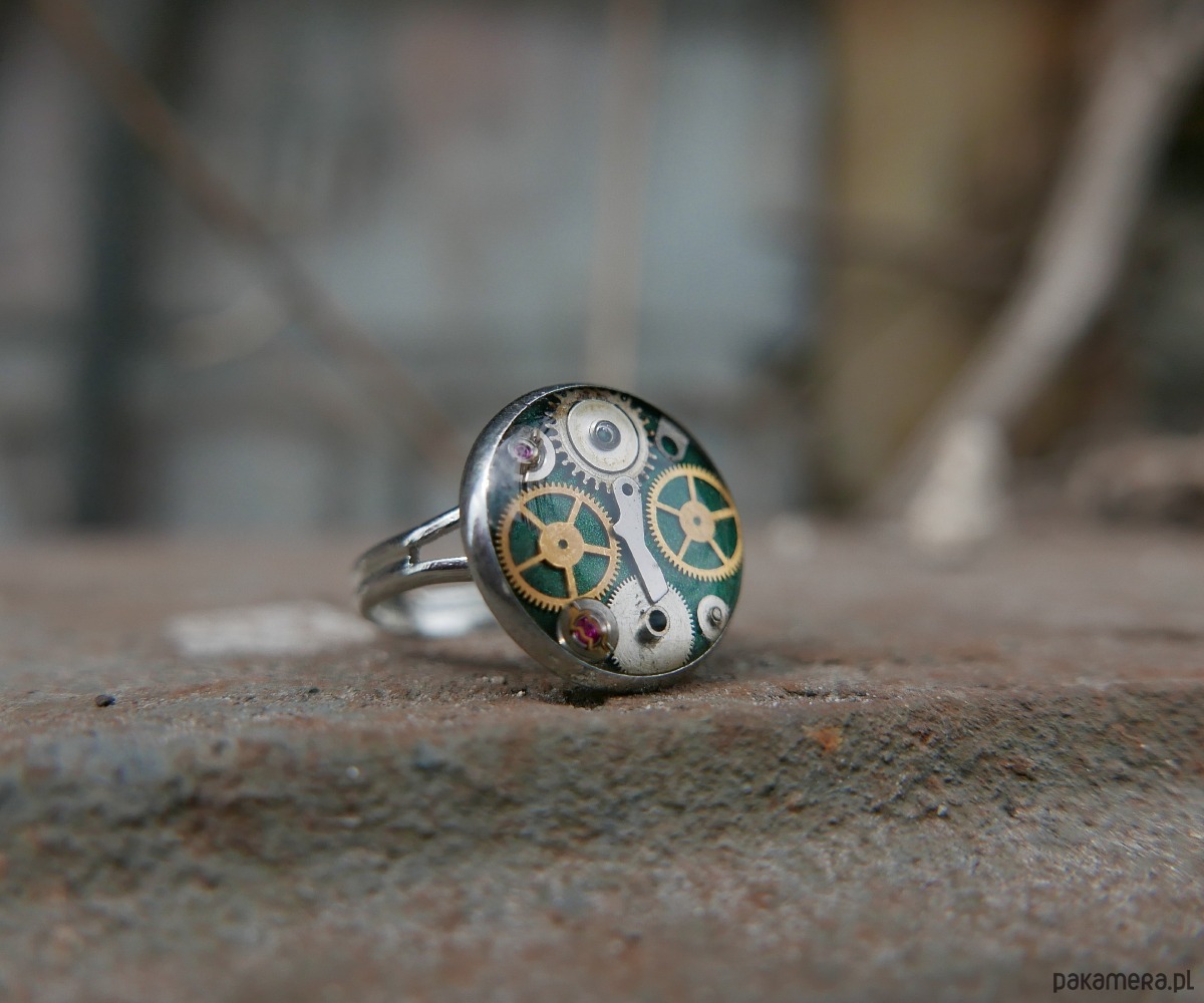 pierścionek z żywicy Mechaniczny pierścionek 262 1