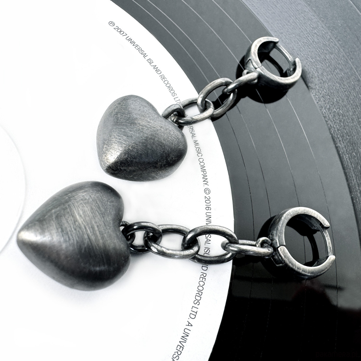 kolczyki srebrne Oksydowane kolczyki srebrne duże Serduszka Rockstar 2