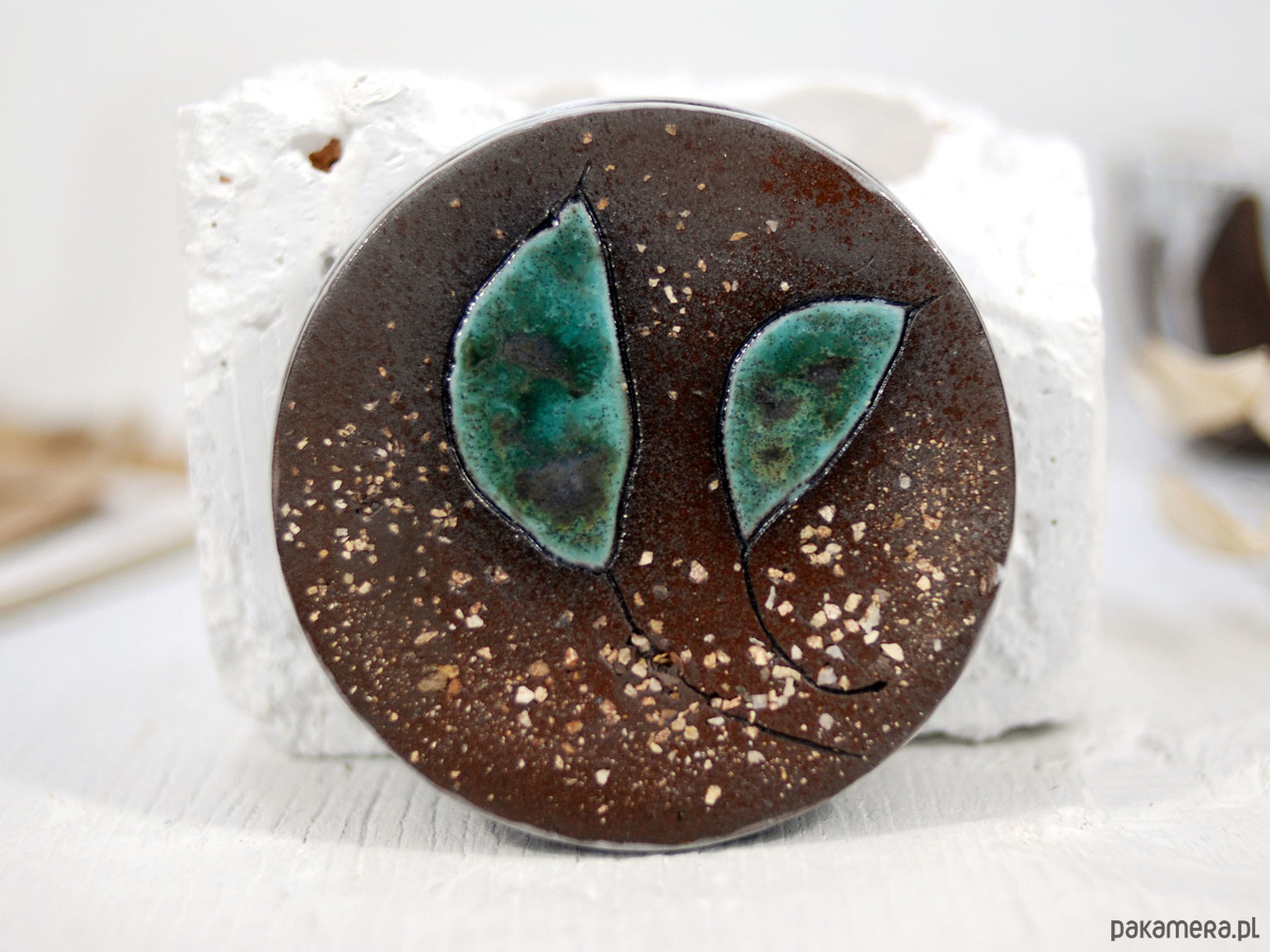 podkładki do kuchni Ceramiczne podkładki na stół z turkusowym liściem 2