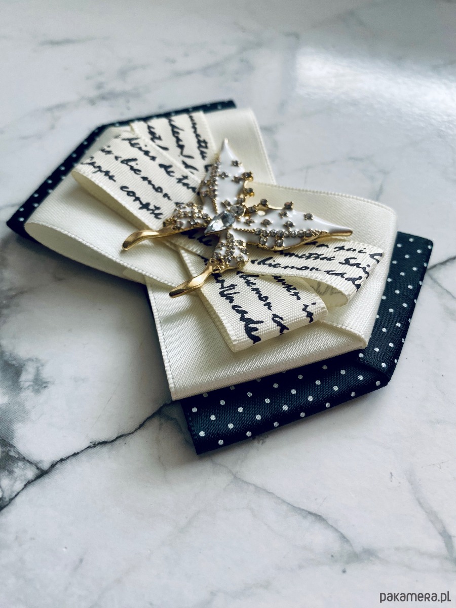 broszki Brosza Black & White z cudownym Motylem  NEW 2