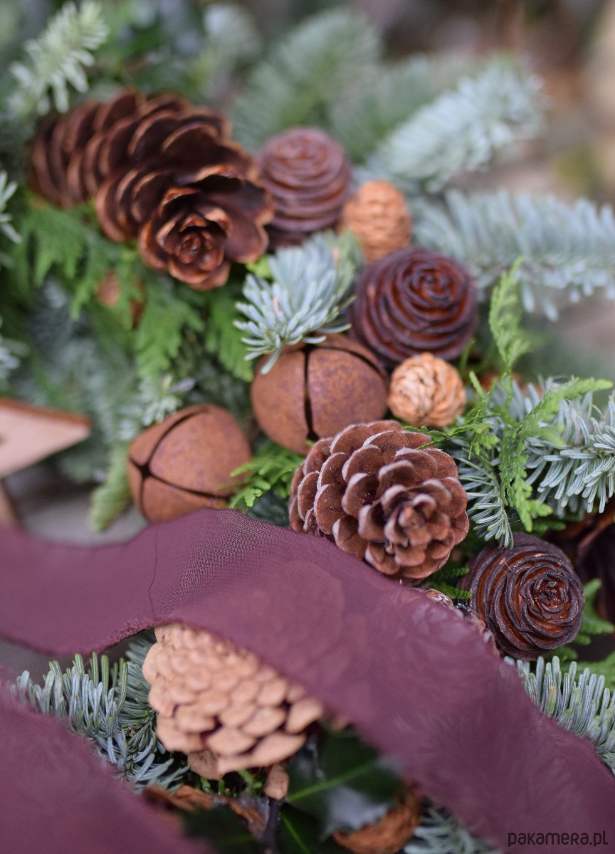 wianki bożonarodzeniowe Świąteczy wianek - Spacer po lesie 4