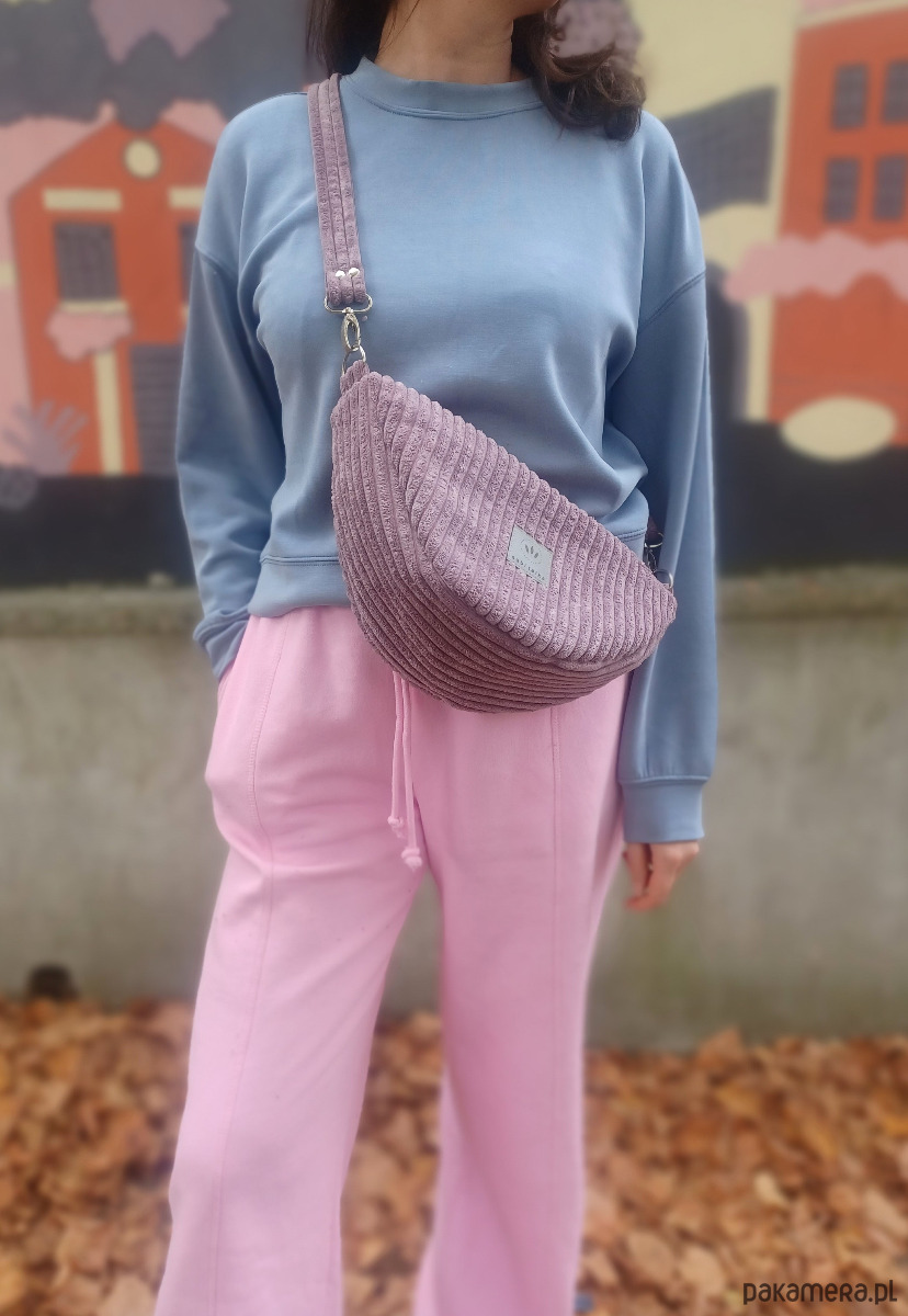 saszetka nerka Banana sztruksowa torebko nerka Wrzosowa 1