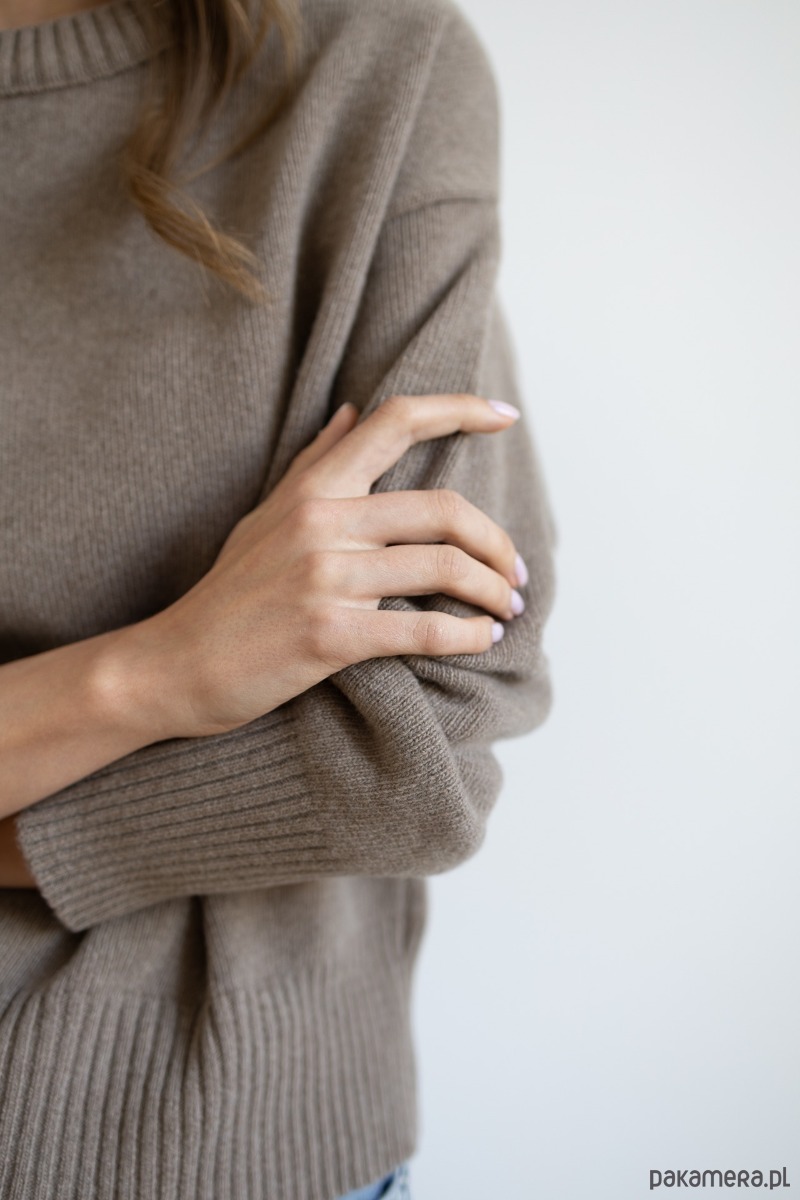 swetry damskie  Sweter Freya taupe 1
