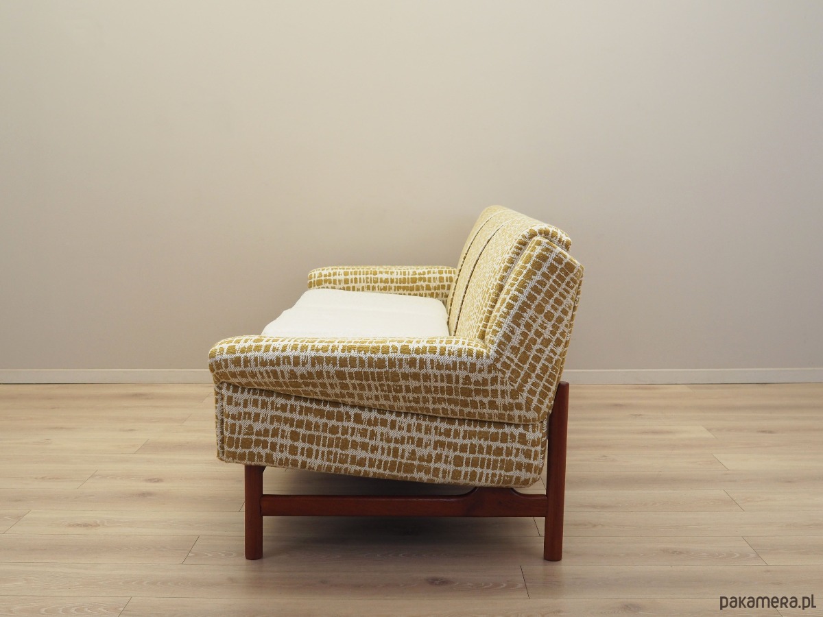 sofy i szezlongi Sofa trzyosobowa, duński design, lata 70, produkcja: Dania 1