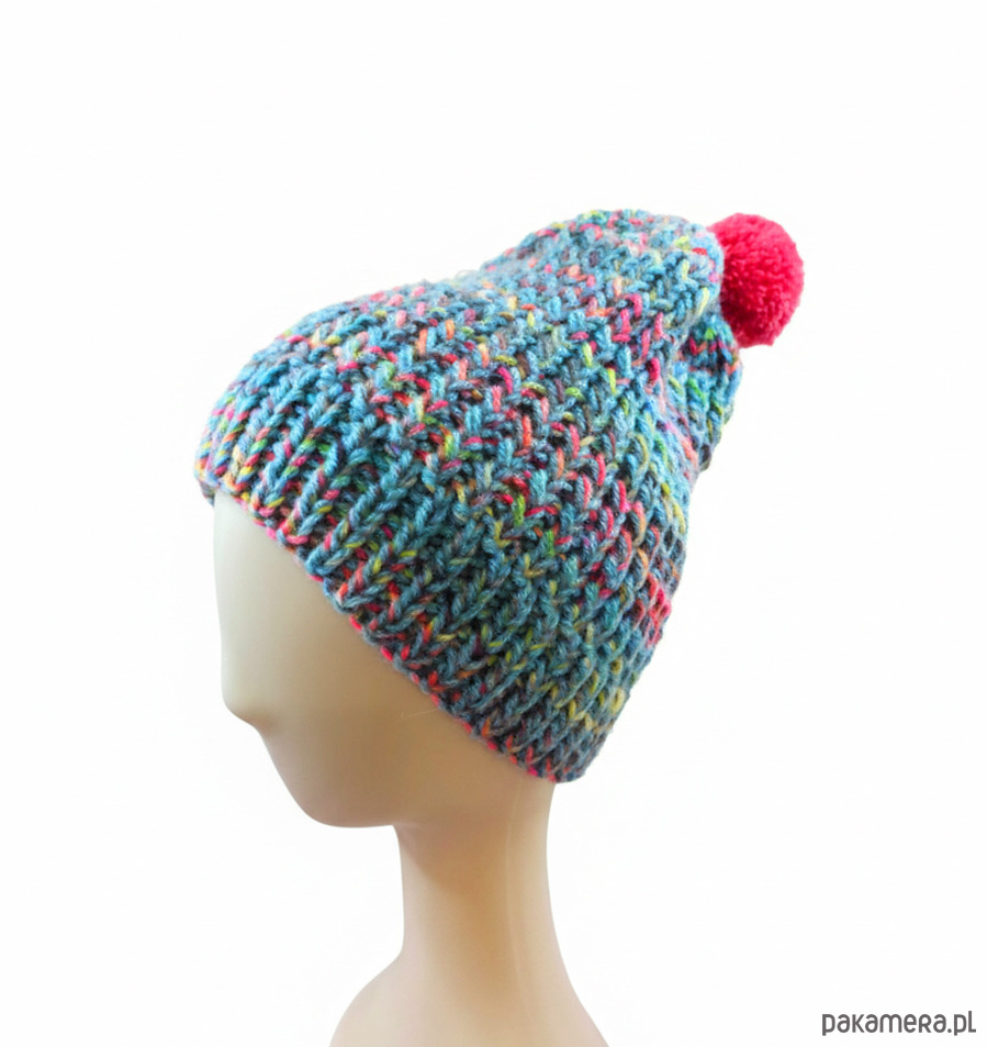 czapki damskie 6914 Wielokolorowa Czapka Zimowa z Neonowym Pomponem 2