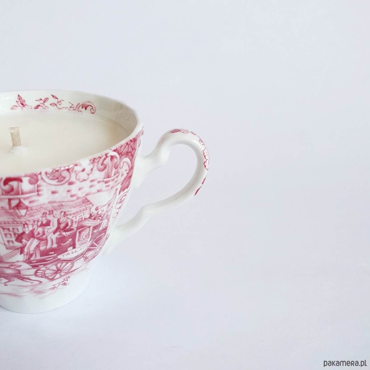 świeczniki i świece Świeca sojowa w zabytkowej angielskiej filiżance 3