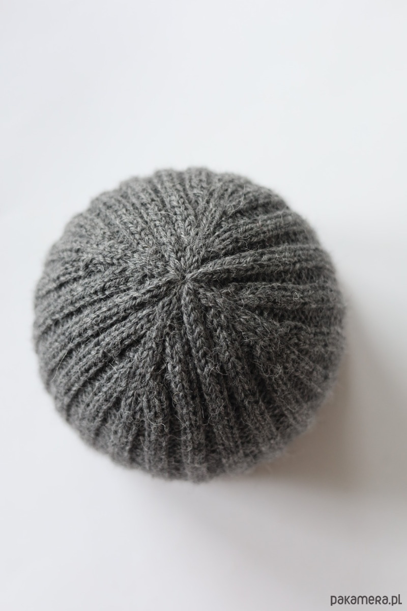 czapki damskie Czapka z wełny i alpaki szara 4