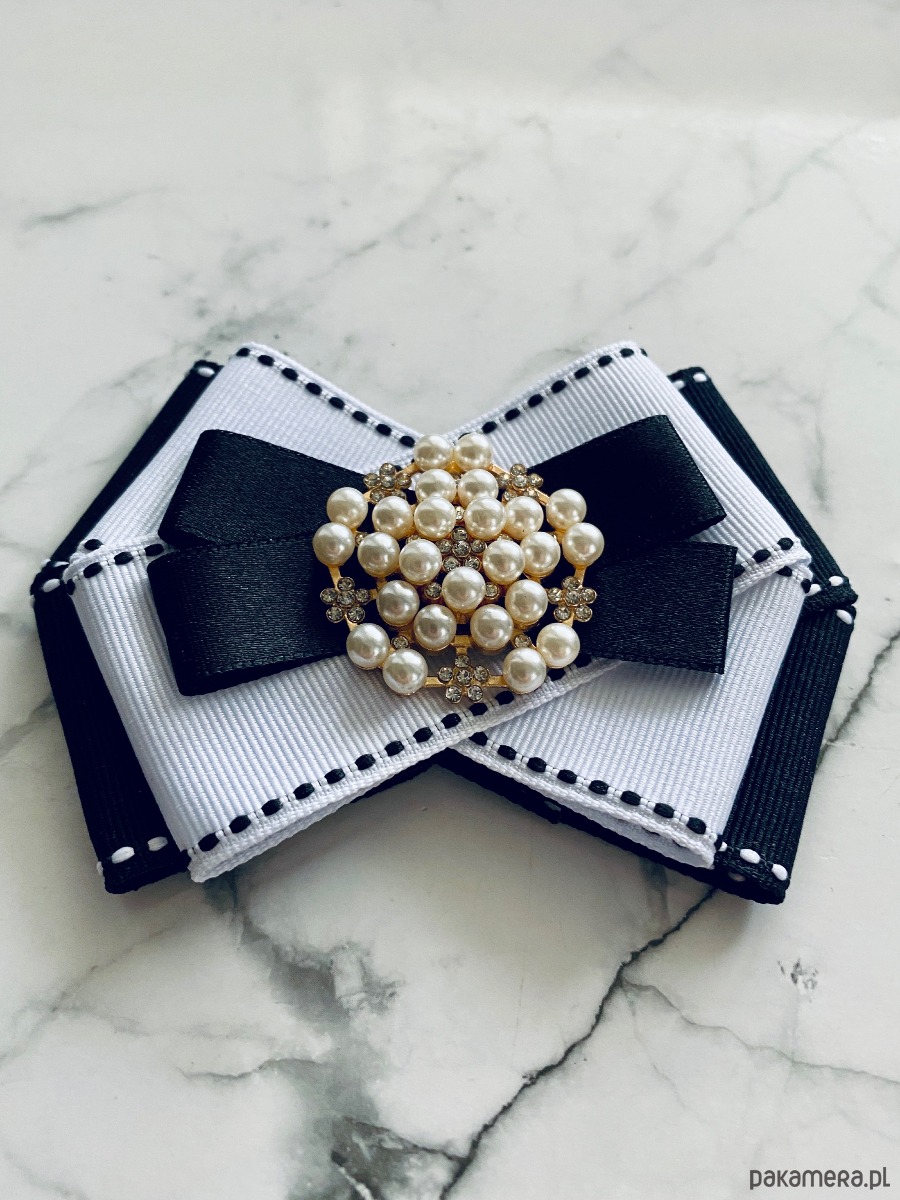 broszki Black & White Brosza   z perłami  NEW 2