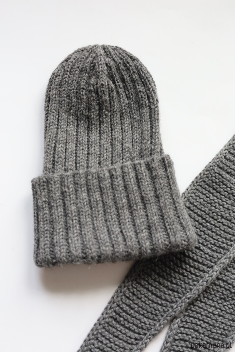 czapki damskie Czapka z wełny i alpaki szara 1