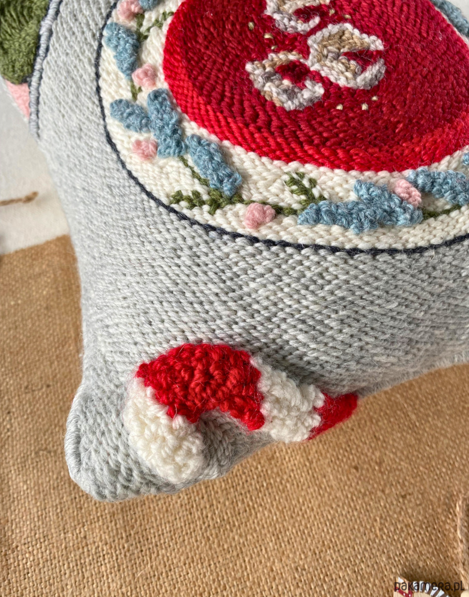 poduszki supły Poduszka Barszcz z uszkami 5