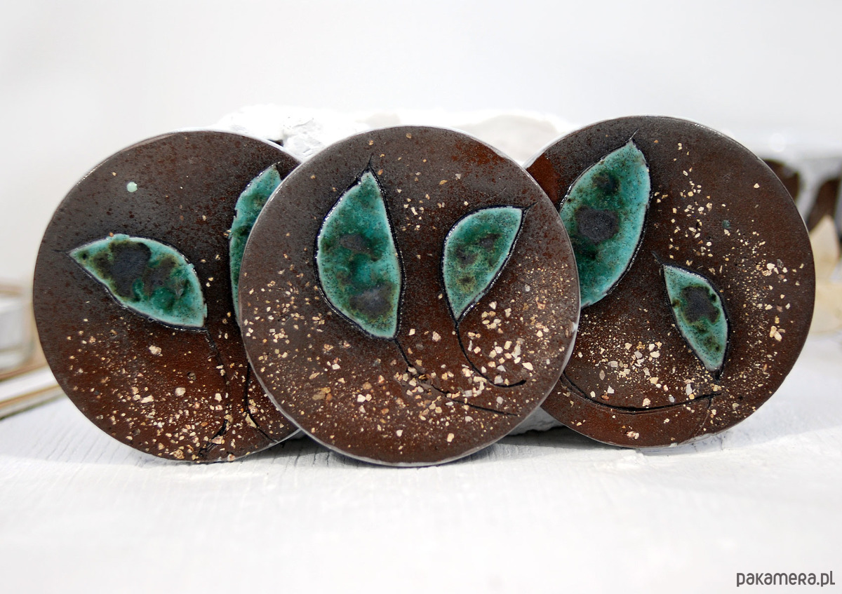 podkładki do kuchni Ceramiczne podkładki na stół z turkusowym liściem 5