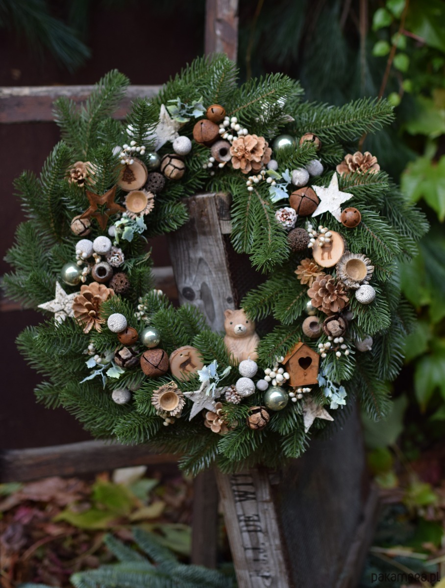 wianki bożonarodzeniowe Świąteczny wianek 1
