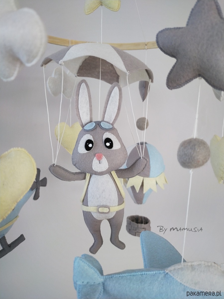 karuzele i girlandy do łóżeczka Karuzela handmade dla dzieci , spadochron, balony i chmurki do pokoju 1