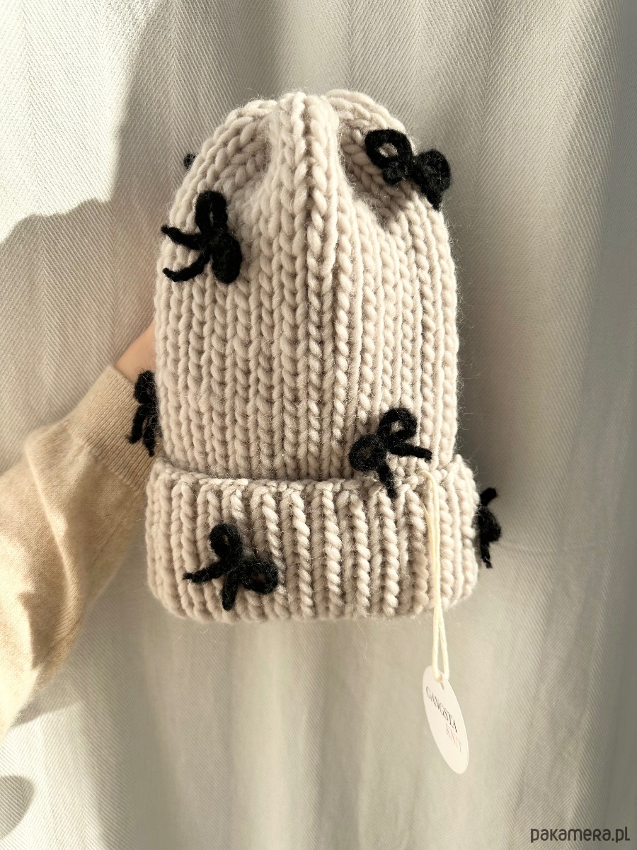czapki damskie Wełniana czapka w małe kokardki 100% wełna handmade ręcznie robiona 2