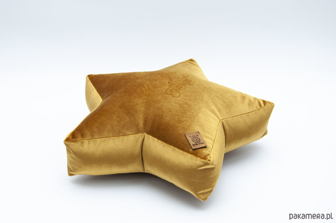 dekoracje świąteczne Poduszka dekoracyjna gwiazdka, świąteczna velvetowa - grawer Wesołych Świąt 3