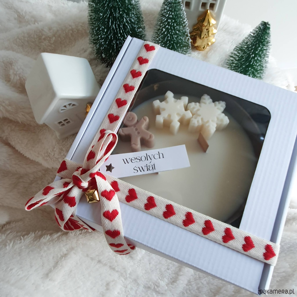 dekoracje świąteczne Świąteczna świeca sojowa w łupinie kokosa -bawełna 3