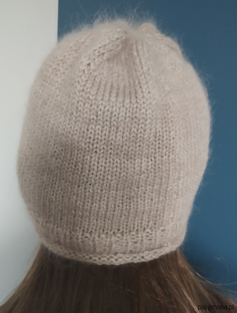 czapki damskie Czapka Cloche  cienka przejściowa z moheru beżowa 2