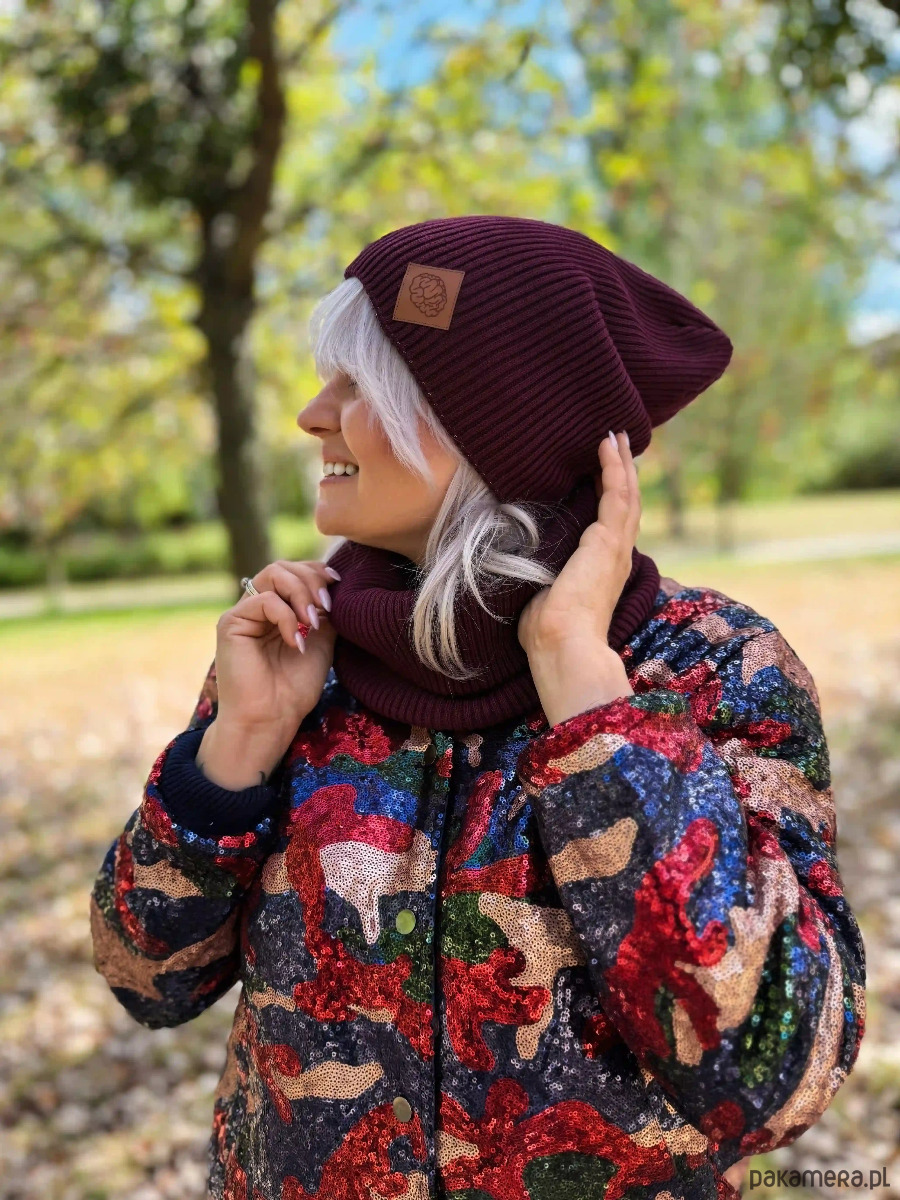czapki damskie Bawełniana czapka jesienna logo ekoskórka Bordo 4