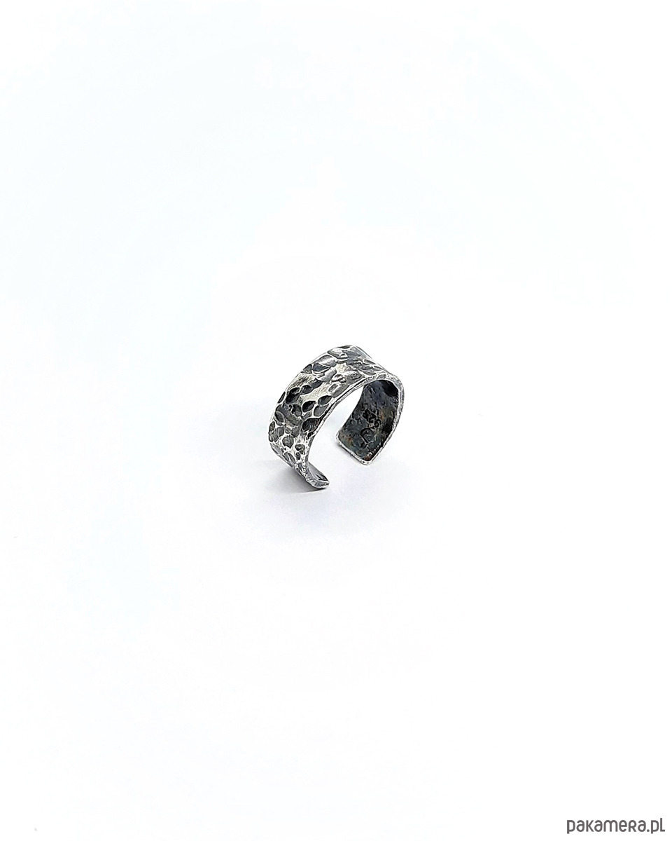 biżuteria męska Nausznica męska  SUROWO  BLACK 2