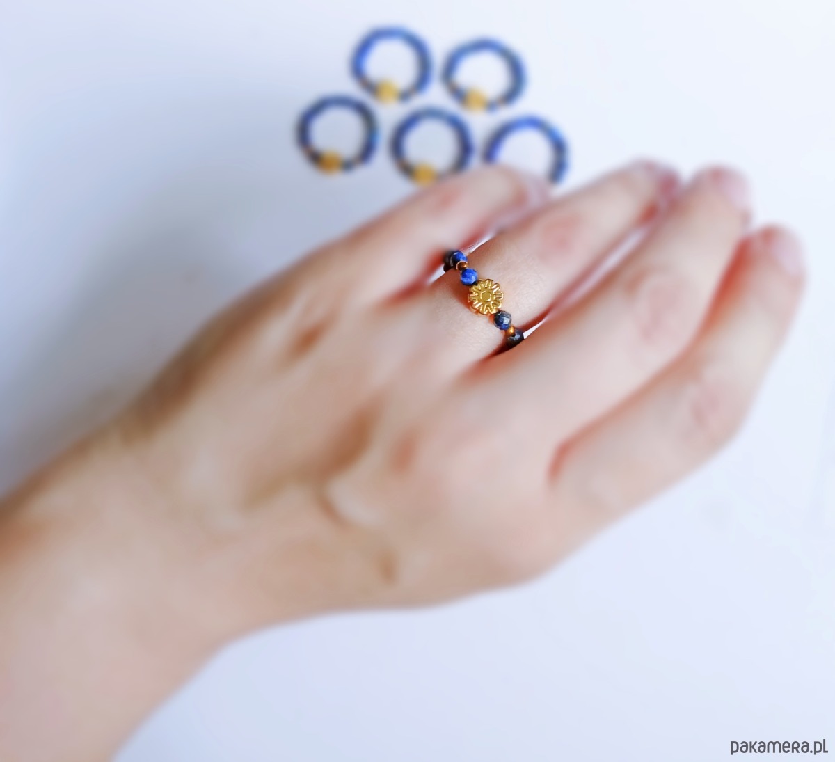 pierścionki elastyczne Pierścionek : lapis lazuli , złoty hematyt 2