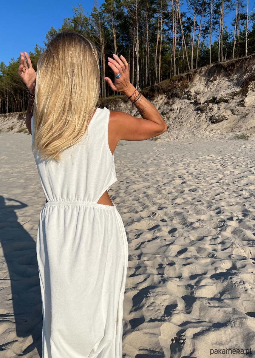 sukienki maxi damskie Sukienka  ECRU z wycięciami 3