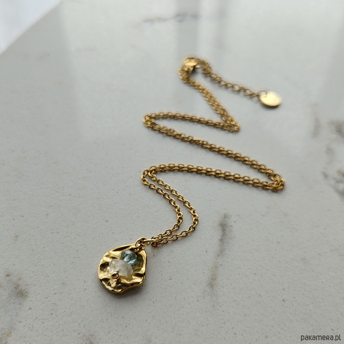 wisiory Naszyjnik z akwamarynem i kamieniem księżycowym 1