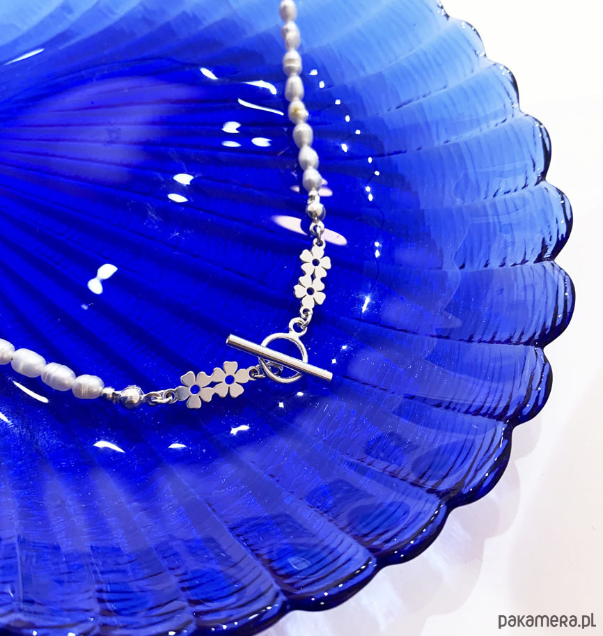 wisiory Flora- Naszyjnik- Perły- Niezapominajka 1